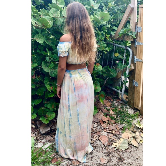 Peace and Love Two Piece Set - Picture 5 of 5